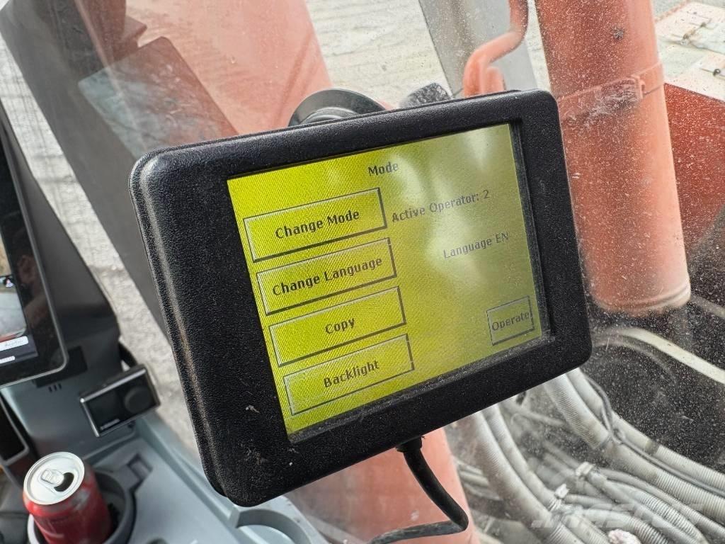 Hitachi ZX490LCH-7 Roomikekskavaatorid