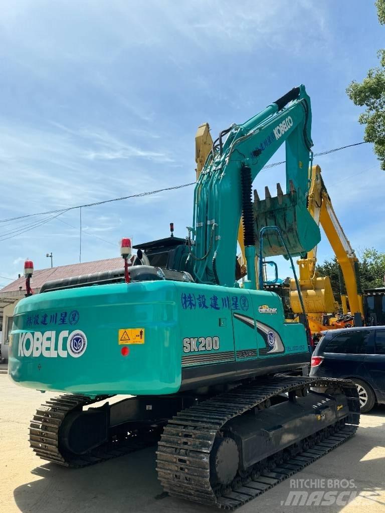 Kobelco SK 200 Roomikekskavaatorid