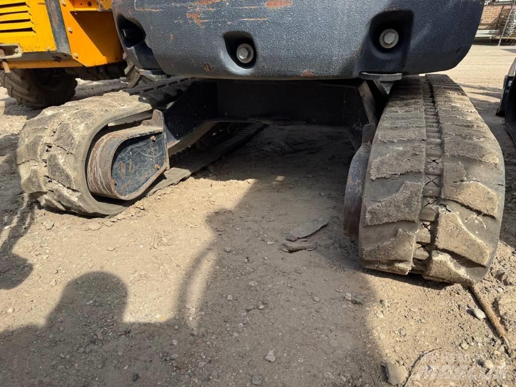 Kubota U 27-4 Miniekskavaatorid < 7 t