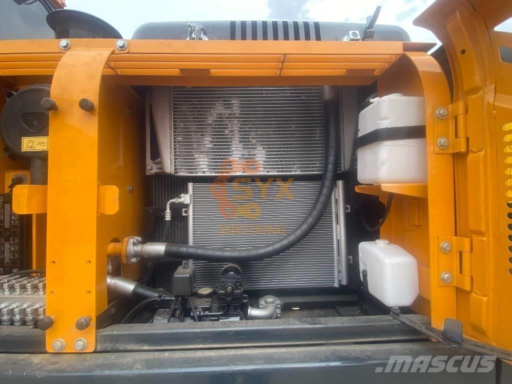 Hyundai R220LC-9 Roomikekskavaatorid