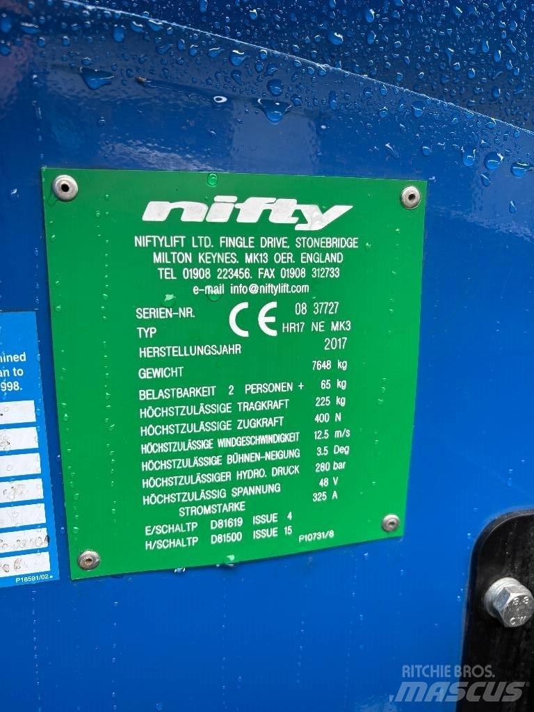 Niftylift HR 17 Iseliikuvad poomtõstukid