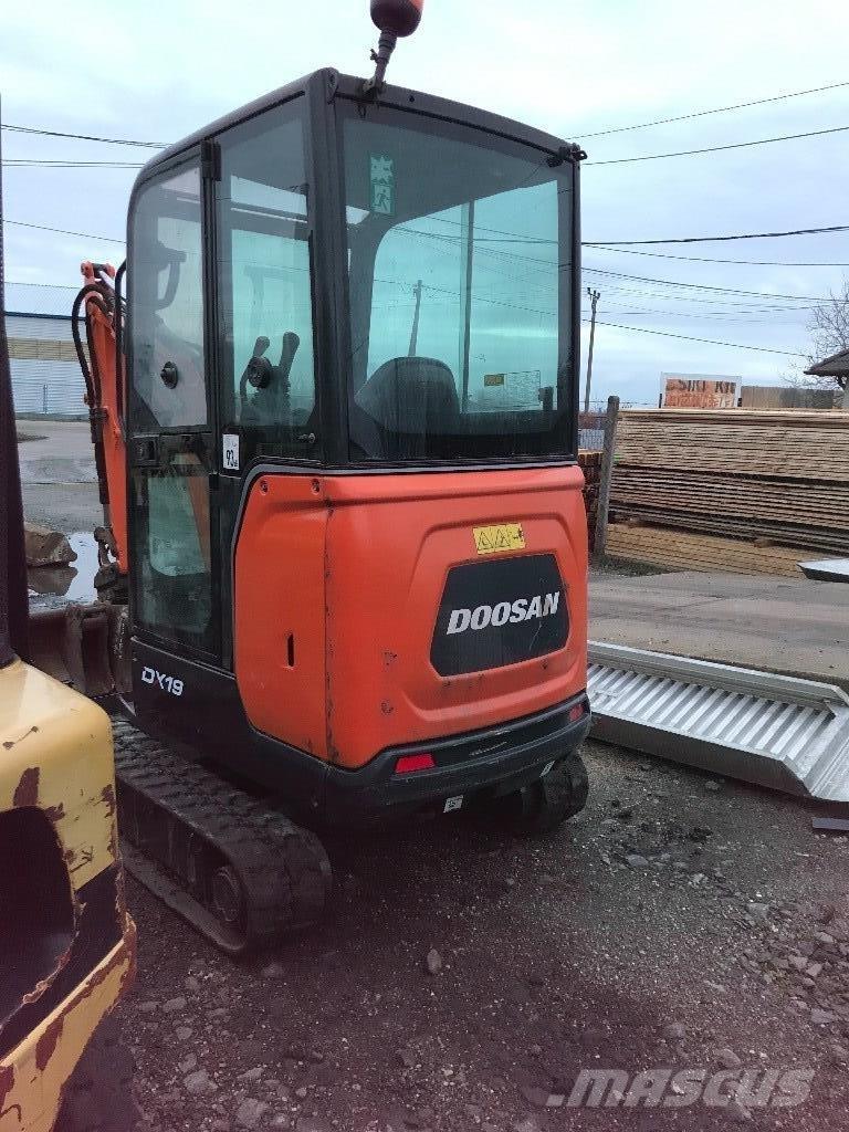 Doosan DX 19 Miniekskavaatorid < 7 t