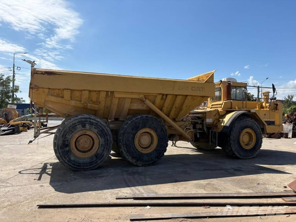 CAT D 350 C Liigendraamiga pinnaseveokid