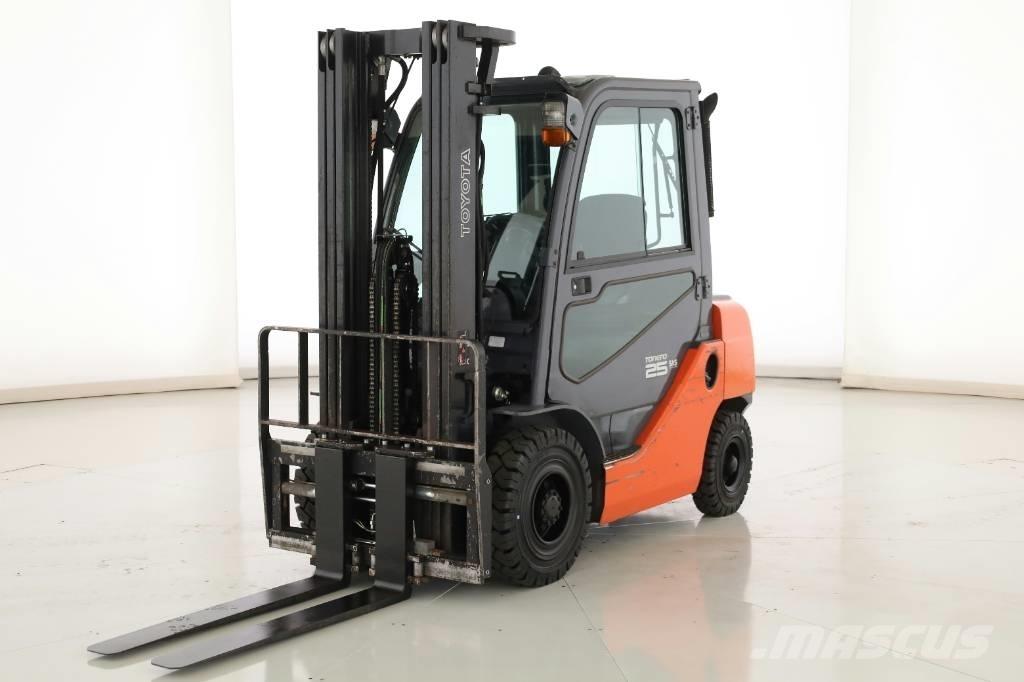 Toyota 02-8 FDF 25 Diiseltõstukid
