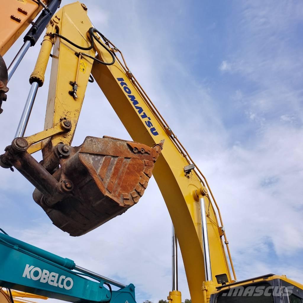 Komatsu PC 300 Roomikekskavaatorid