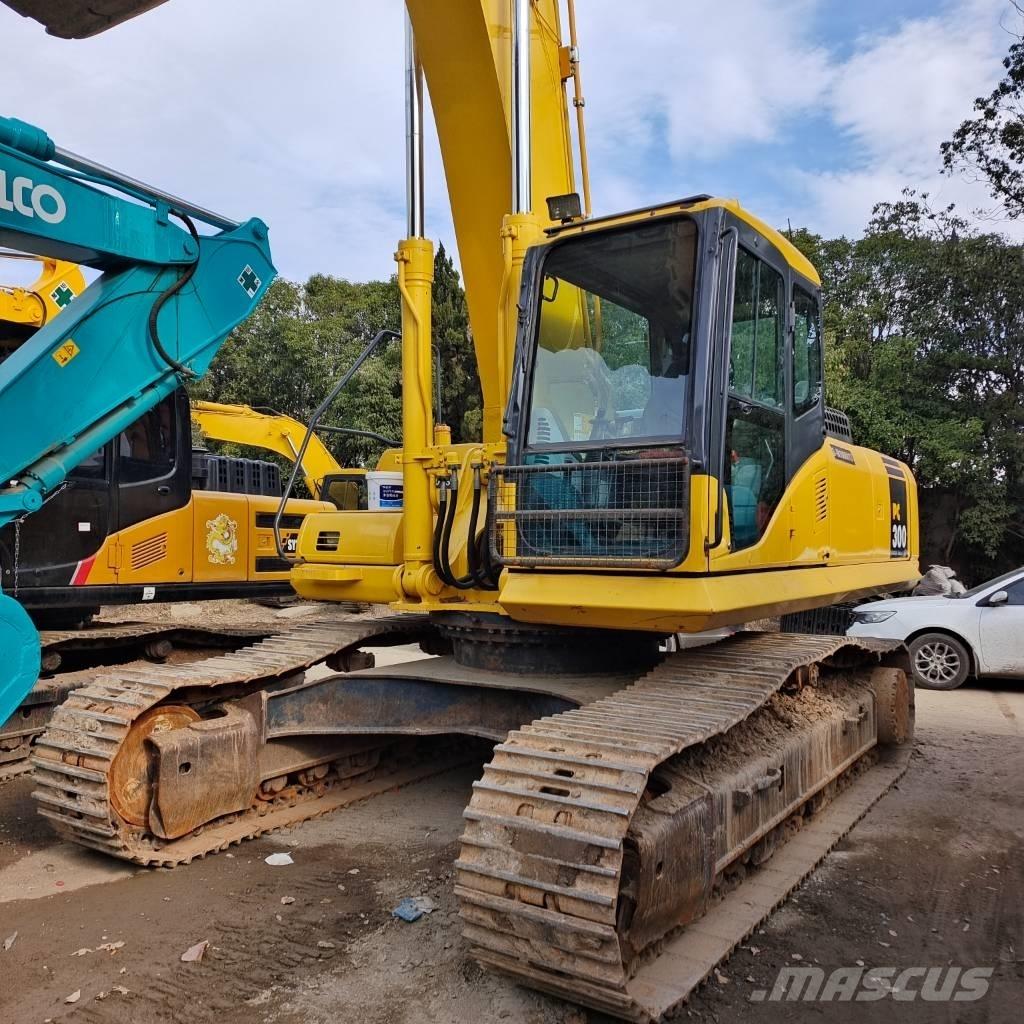 Komatsu PC 300 Roomikekskavaatorid
