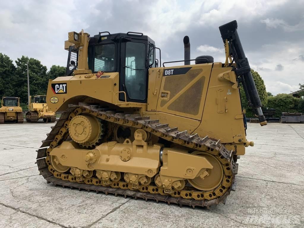 CAT D 8 T Buldooserid