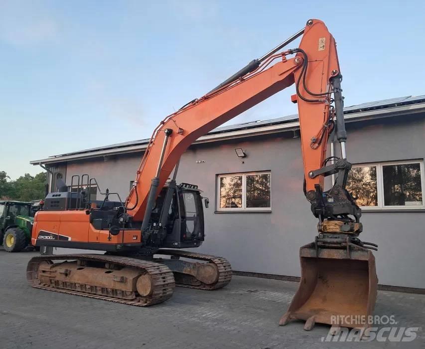 Doosan DX 300 LC-5 Roomikekskavaatorid