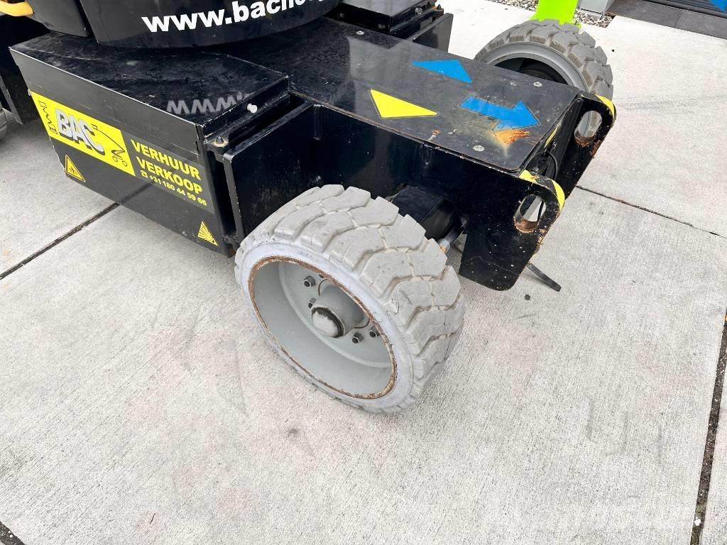 Genie Z 33/18 Iseliikuvad poomtõstukid