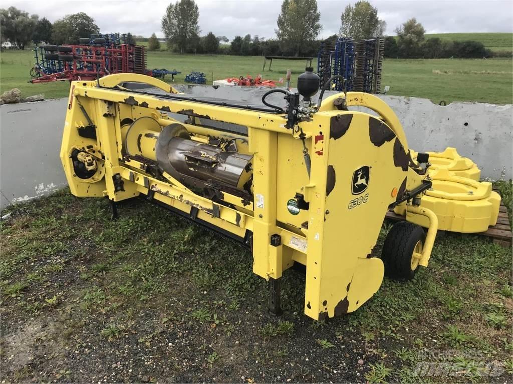 John Deere 7350 Silokombainid