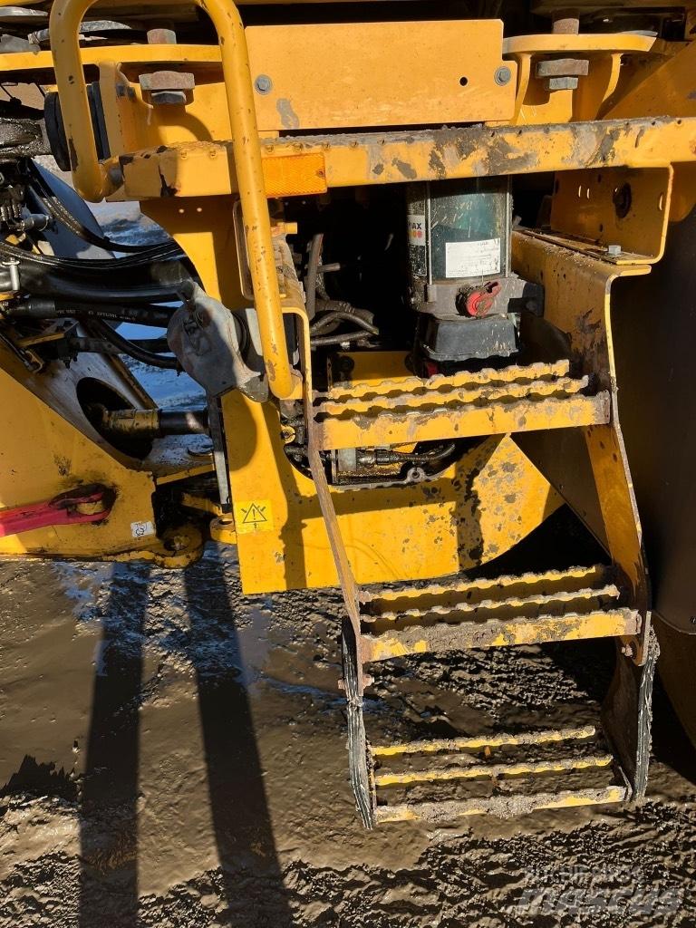 Volvo L 120 F Rataslaadurid