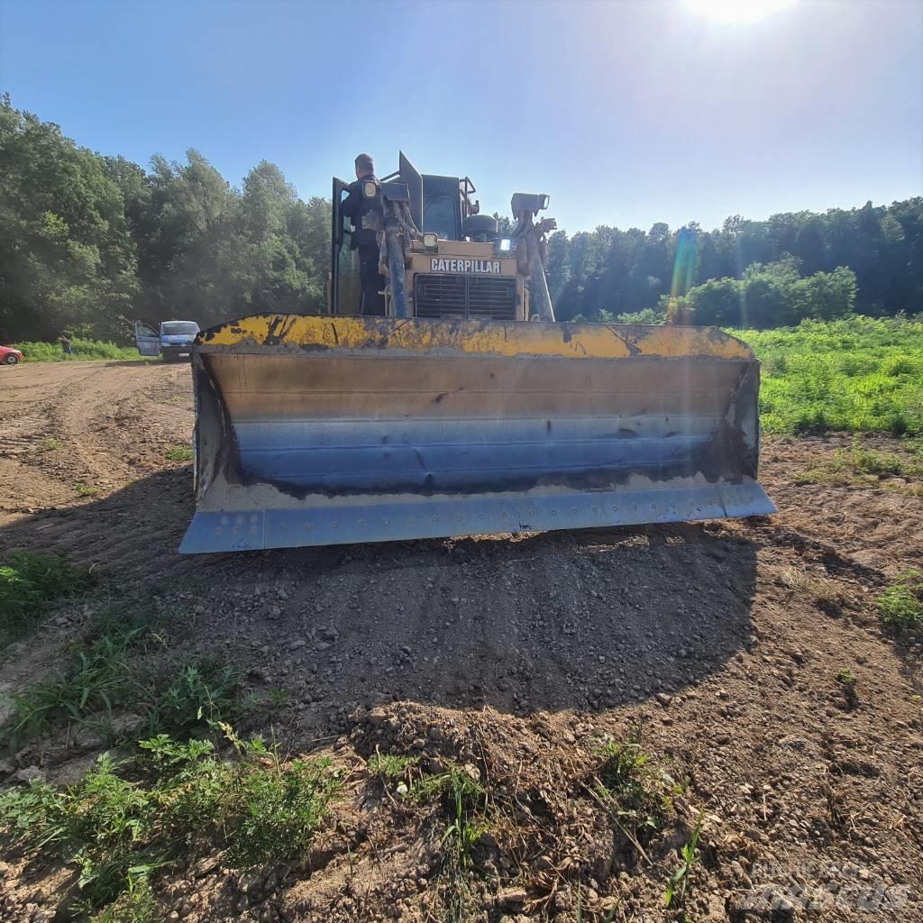 CAT D 6 T LGP Buldooserid