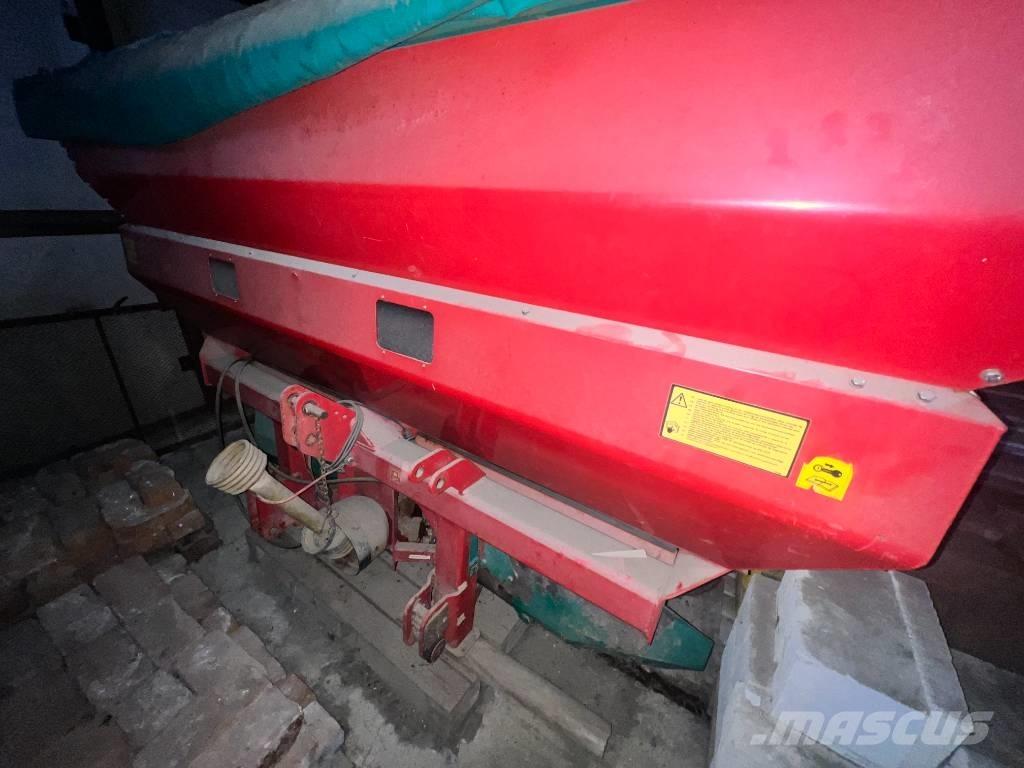 Kverneland DS-XL Mineraalväetise laoturid