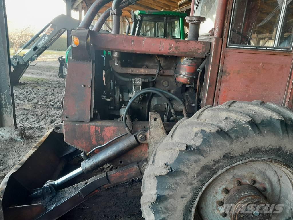 LKT 80 Väljaveotraktorid