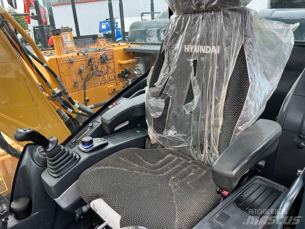 Hyundai HX140LC Roomikekskavaatorid