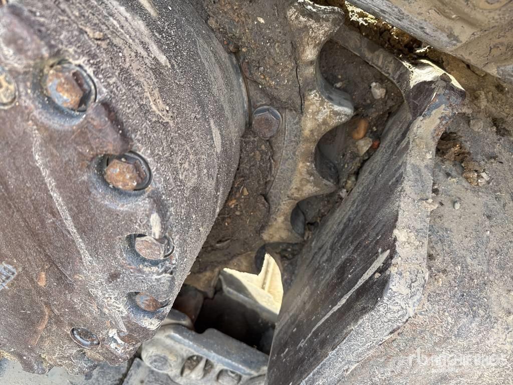 Volvo ECR235EL Roomikekskavaatorid