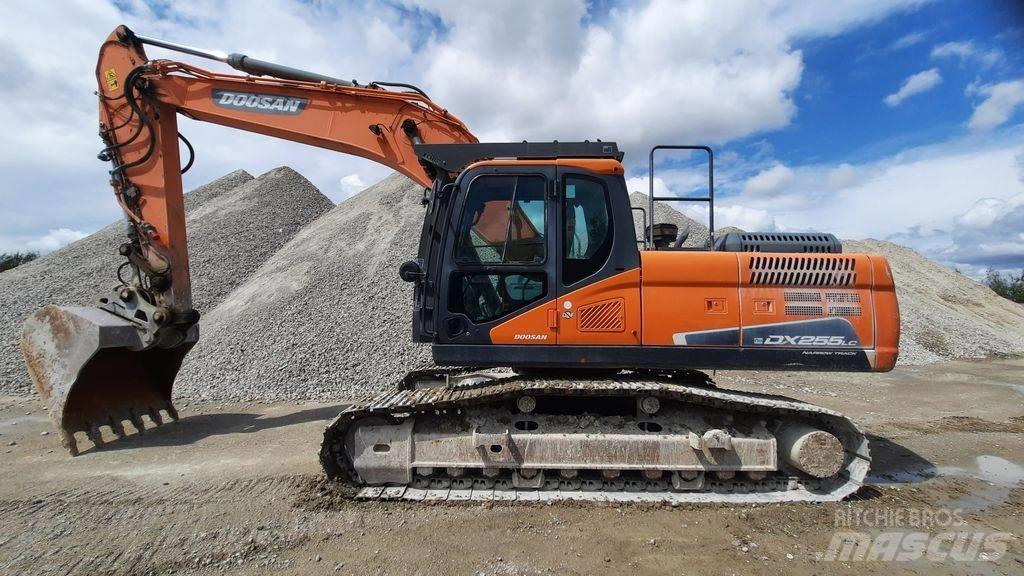 Doosan DX 255 LC-5 Roomikekskavaatorid