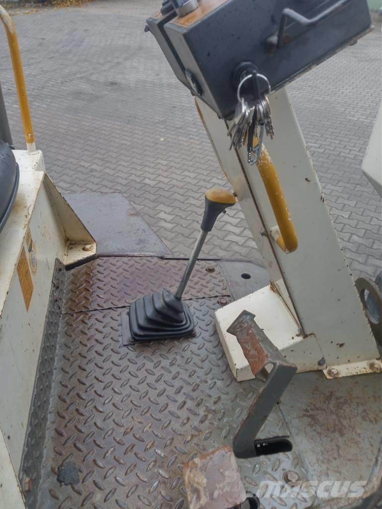 Terex PS 6000 Liigendraamiga pinnaseveokid