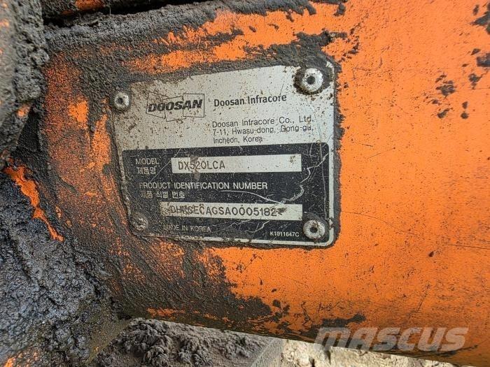 Doosan DX 520 LC Roomikekskavaatorid