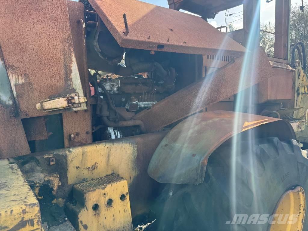 Volvo L 120 D Rataslaadurid