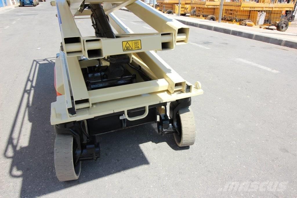 JLG 3246 ES Käärtõstukid