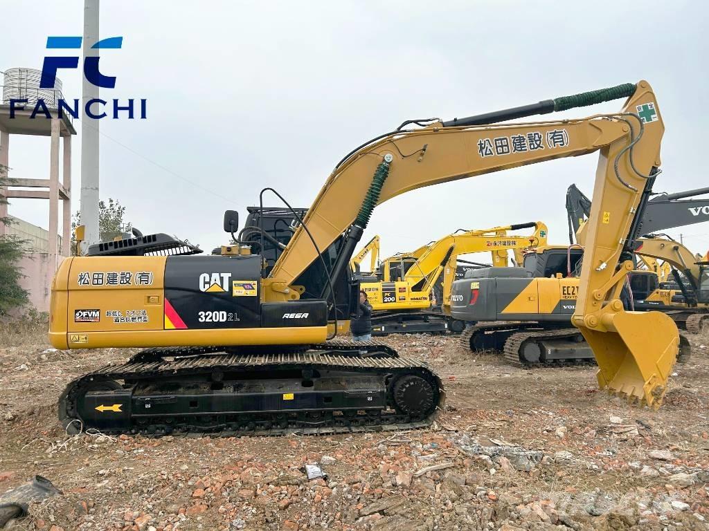 CAT 320d2 Roomikekskavaatorid