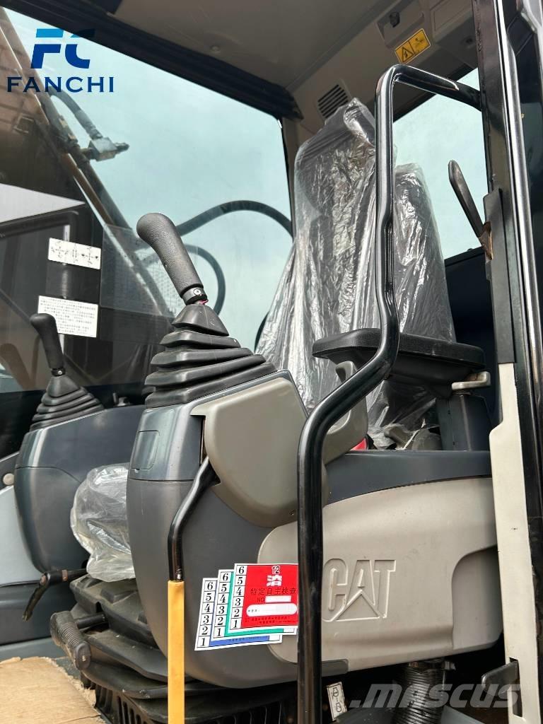 CAT 320d2 Roomikekskavaatorid