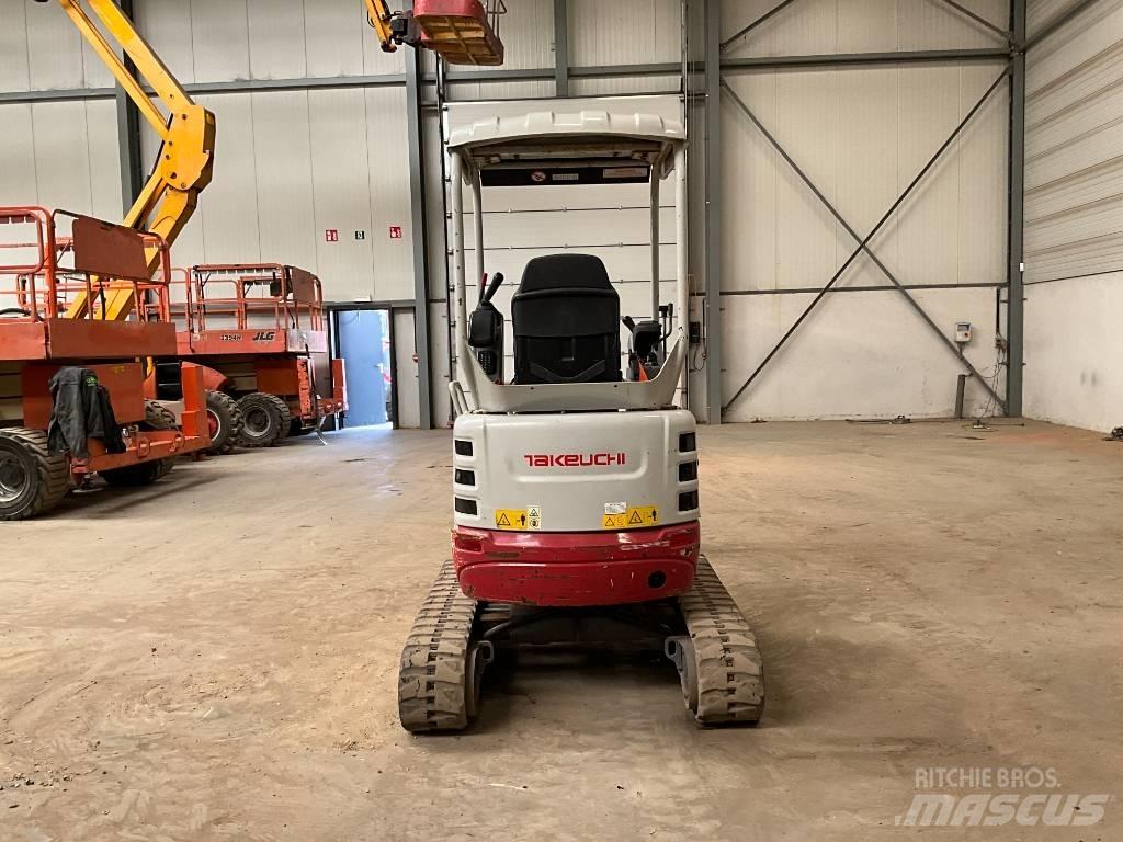 Takeuchi TB 215 R Miniekskavaatorid < 7 t