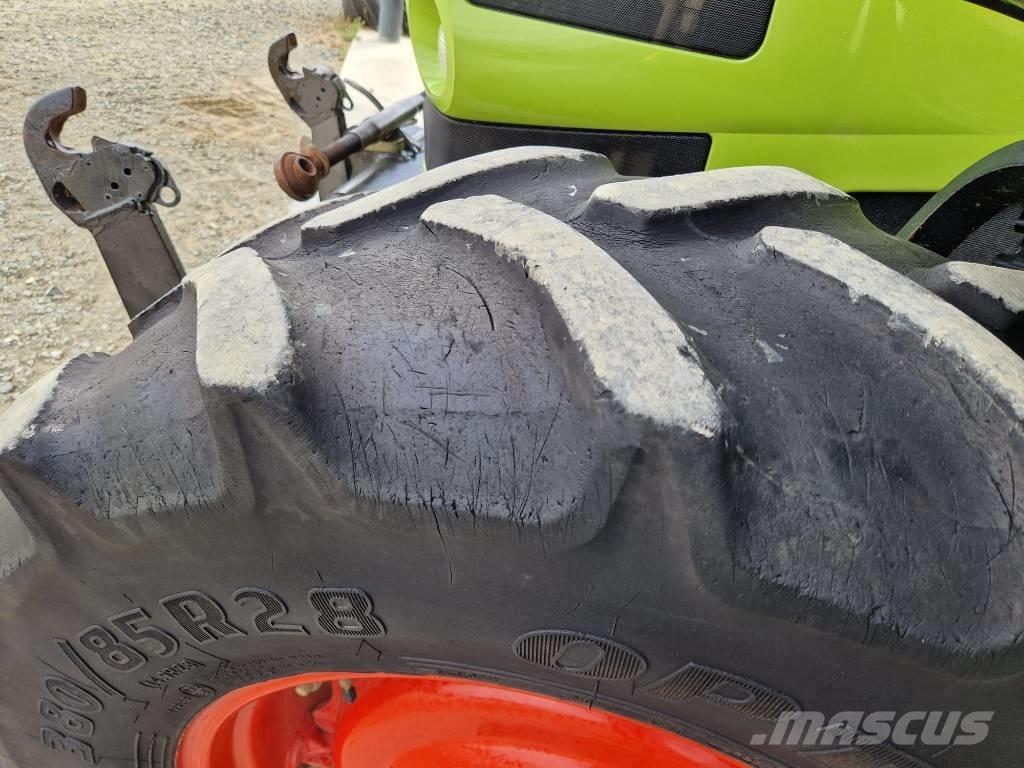 CLAAS Ares 557 ATZ Traktorid