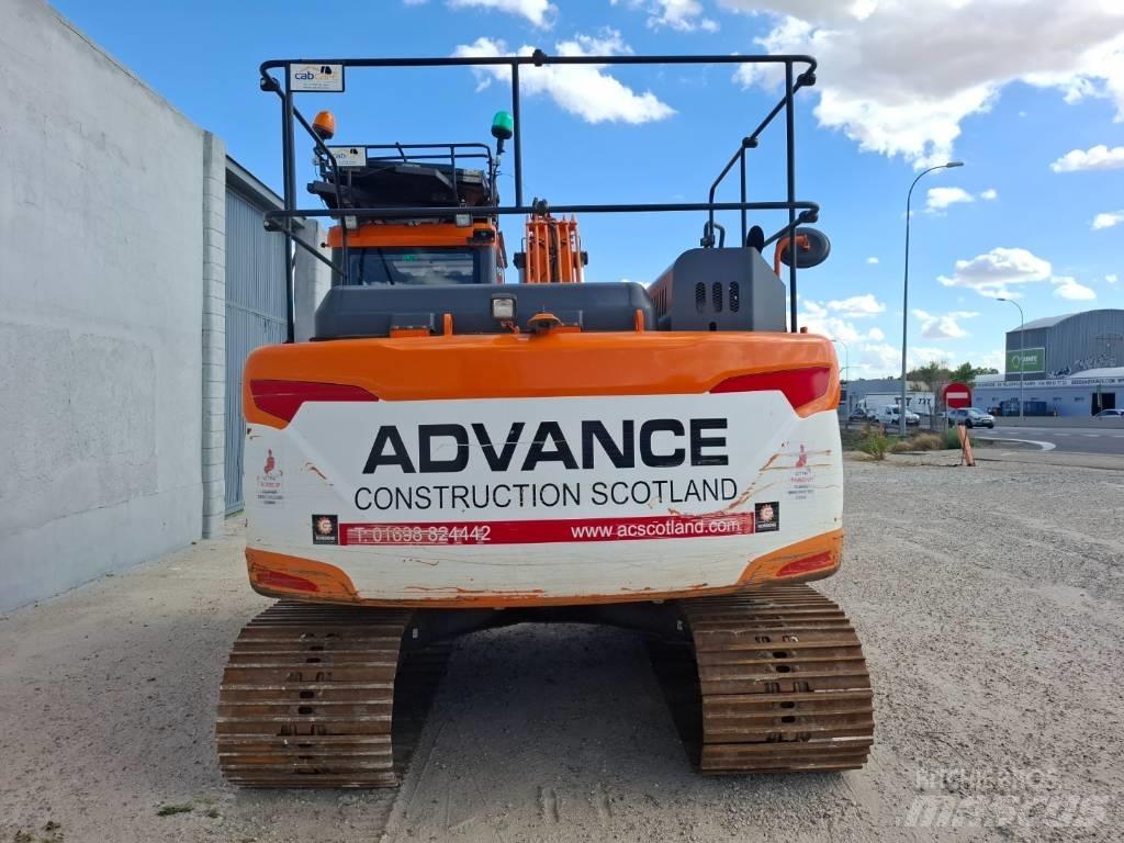 Doosan DX 140LC-5 Roomikekskavaatorid