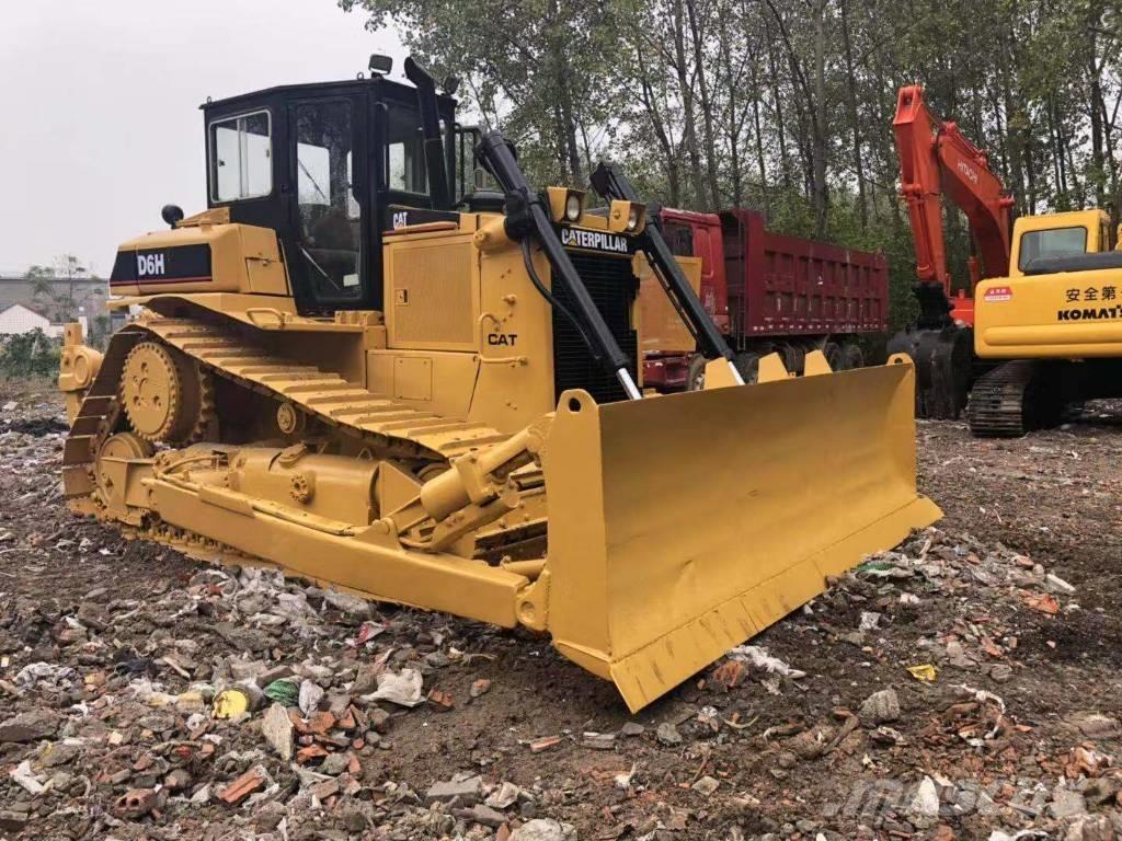 CAT D 6 H Buldooserid
