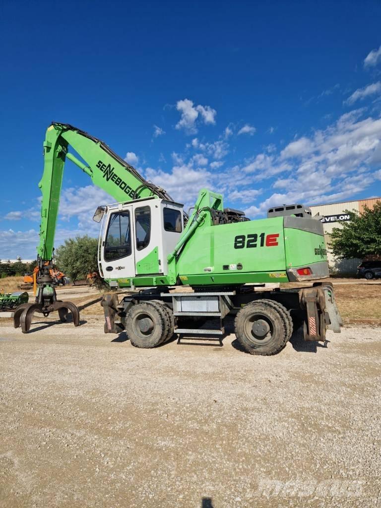 Sennebogen 821 E Ratasekskavaatorid