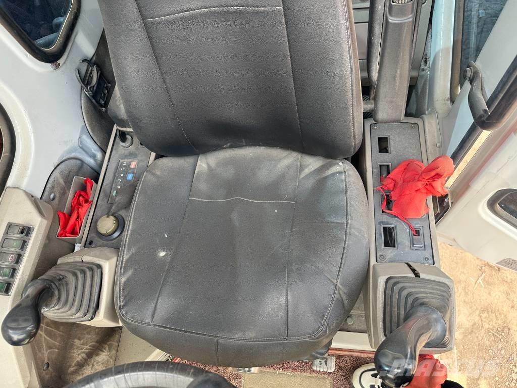 Doosan DH 150 W-7 Ratasekskavaatorid