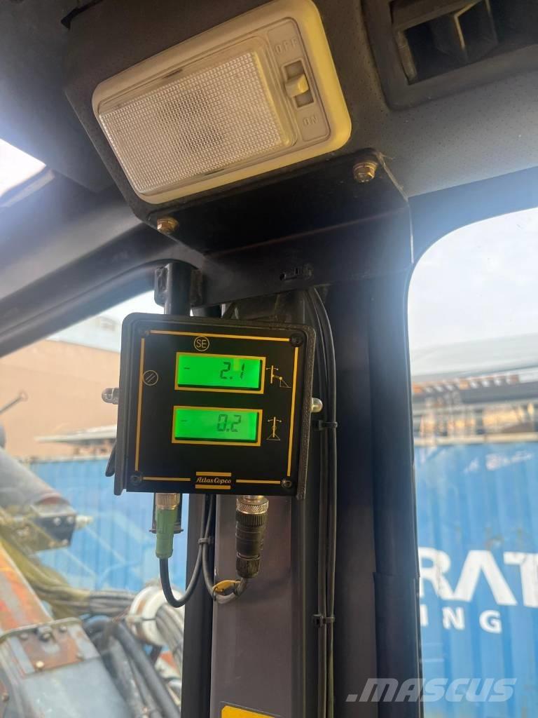 Atlas Copco ECM 660 Vertikaalsed puurmasinad