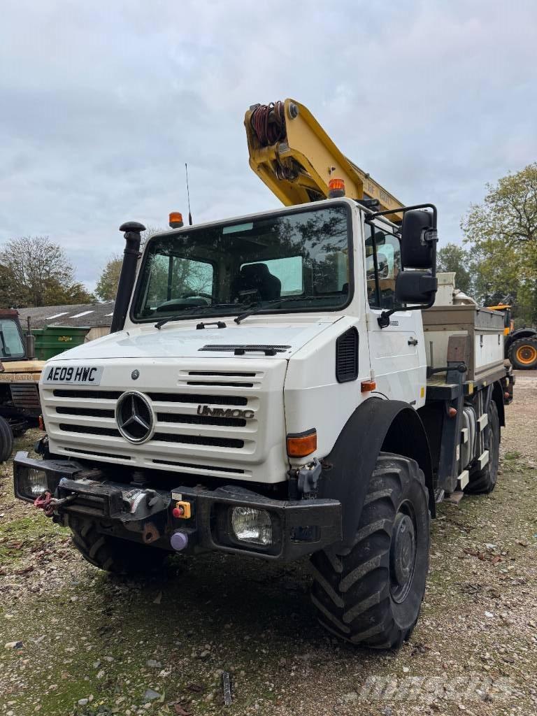 Mercedes-Benz unimog Auto korvtõstukid