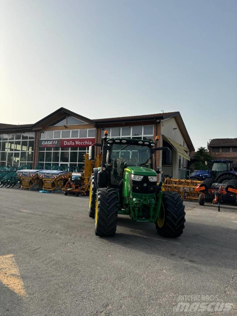 John Deere 6130 R Traktorid