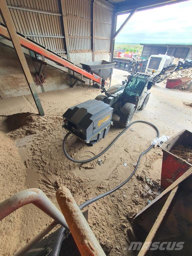 Screenpod PV300E Vaakumpuhastid