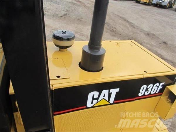 CAT 936 F Rataslaadurid