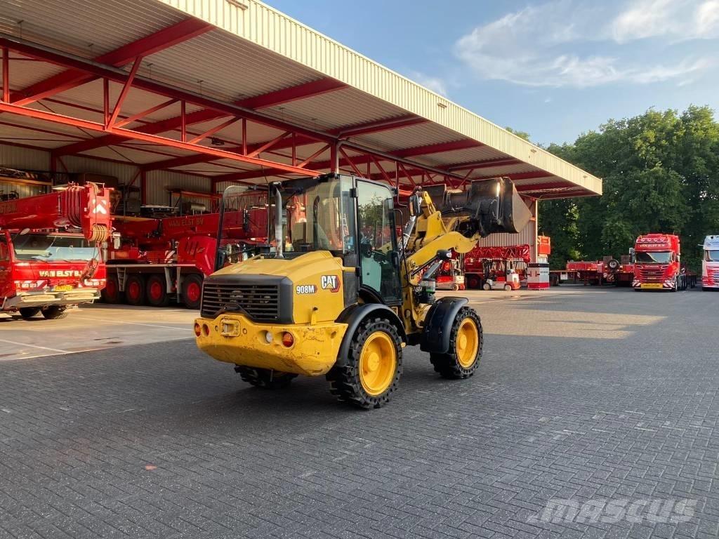 CAT 908M Rataslaadurid