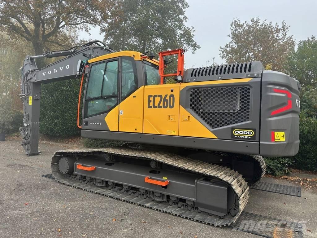 Volvo EC 260 Roomikekskavaatorid