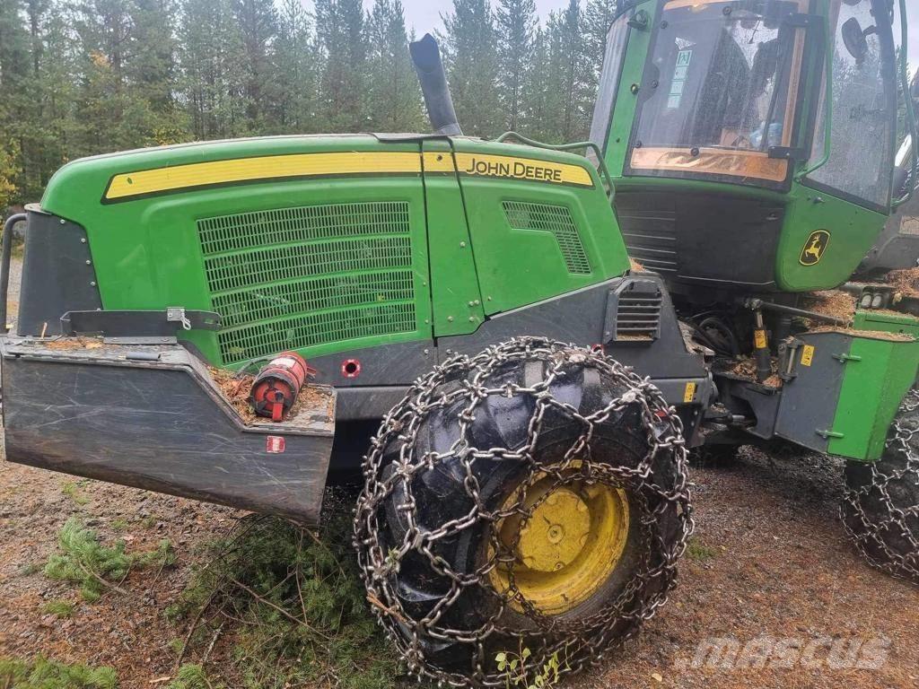 John Deere 1070 G Harvesterid