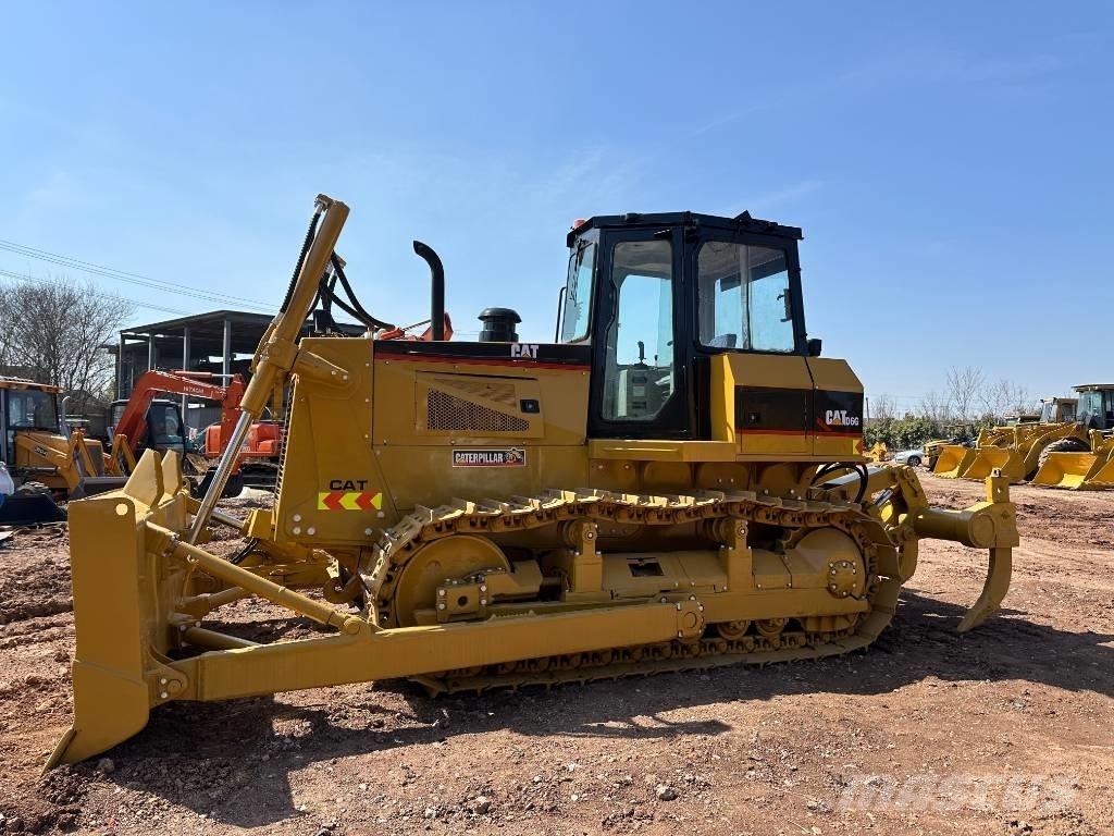 CAT D6G Buldooserid