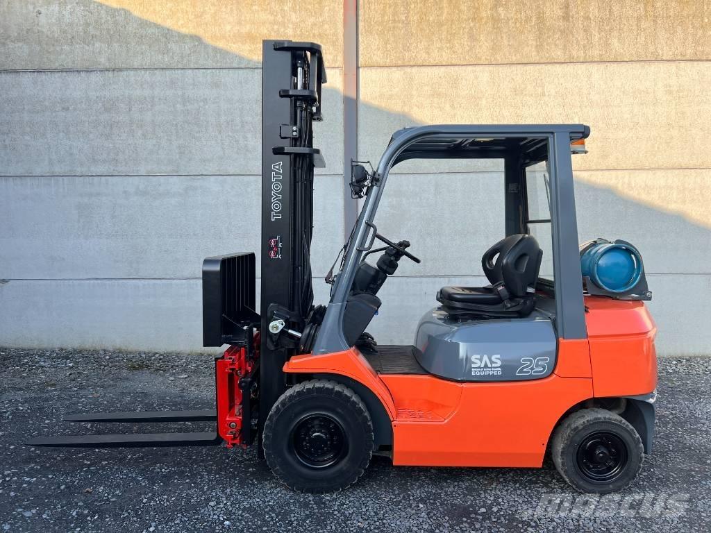 Toyota 42-7 FGF 25 Gaasitõstukid