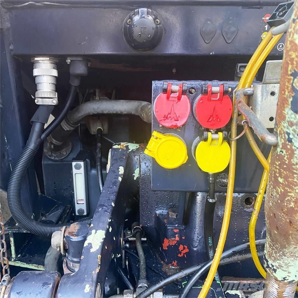 Deutz-Fahr DX 4.71 Traktorid