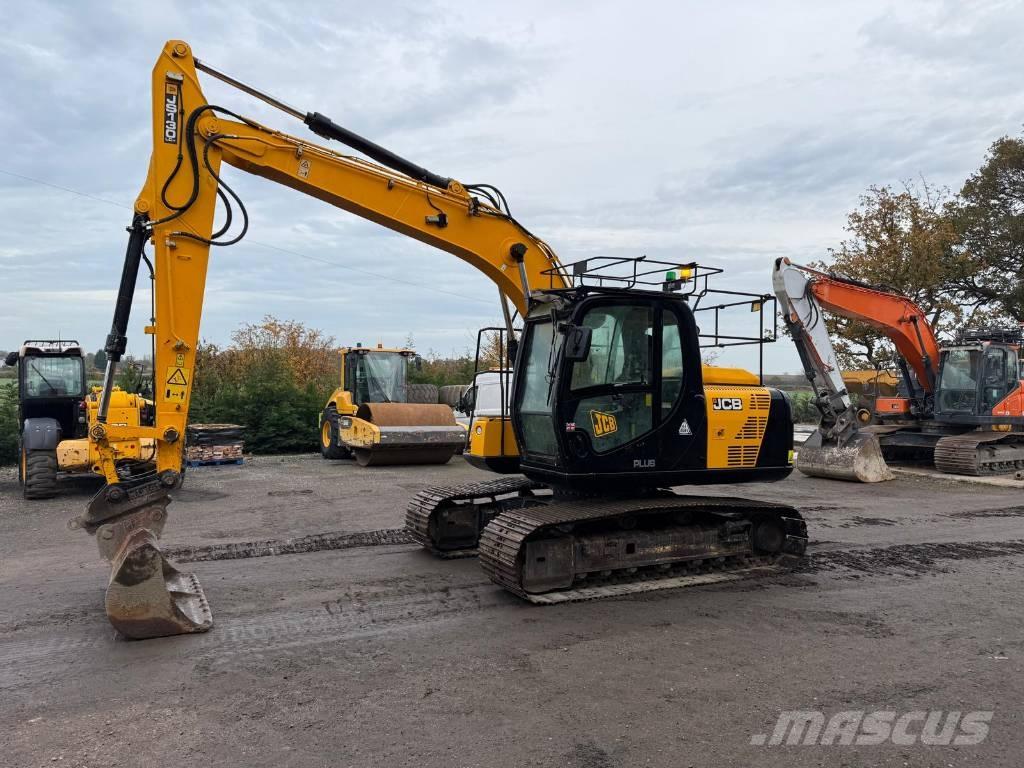 JCB JS 130 LC Roomikekskavaatorid