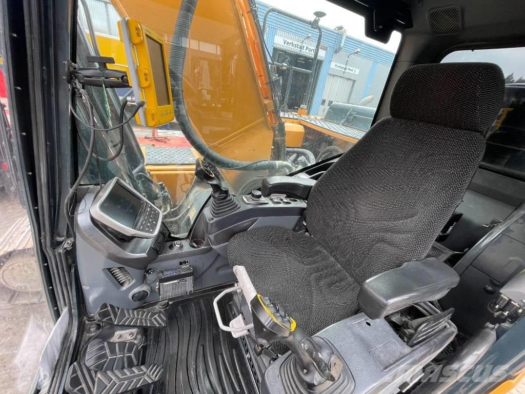 Hyundai HX 260 L Roomikekskavaatorid