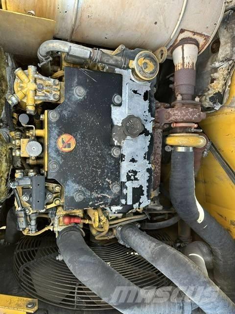 CAT 315 D Materjalikäitlusmasinad