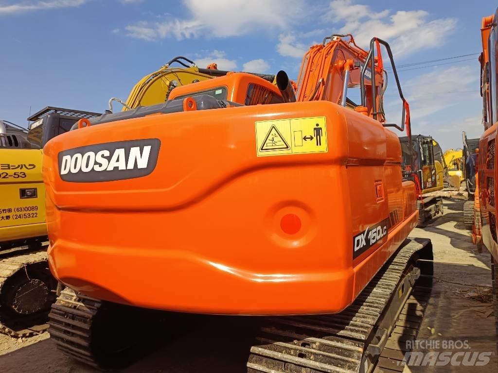 Doosan DX 150 LC Roomikekskavaatorid