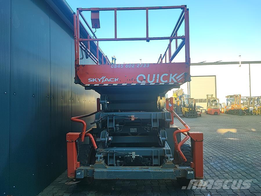 SkyJack SJ 9250 Käärtõstukid