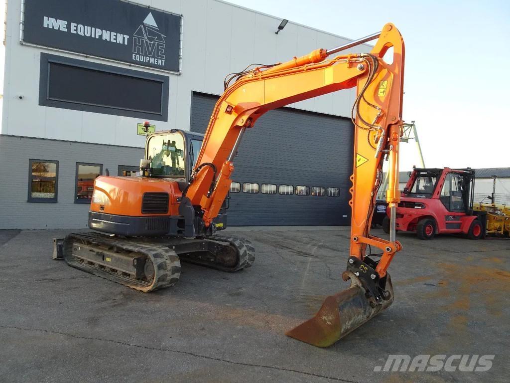Doosan DX85R-3 Roomikekskavaatorid